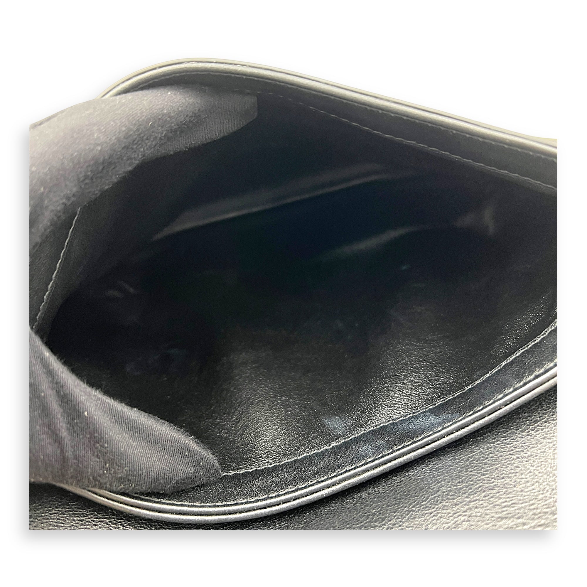 Blondie Black Shoulder Bag in Calfskin, Gold hardware