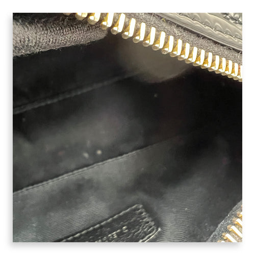 Sade Tube Black Shoulder Bag in Patent Leather, Gold hardware