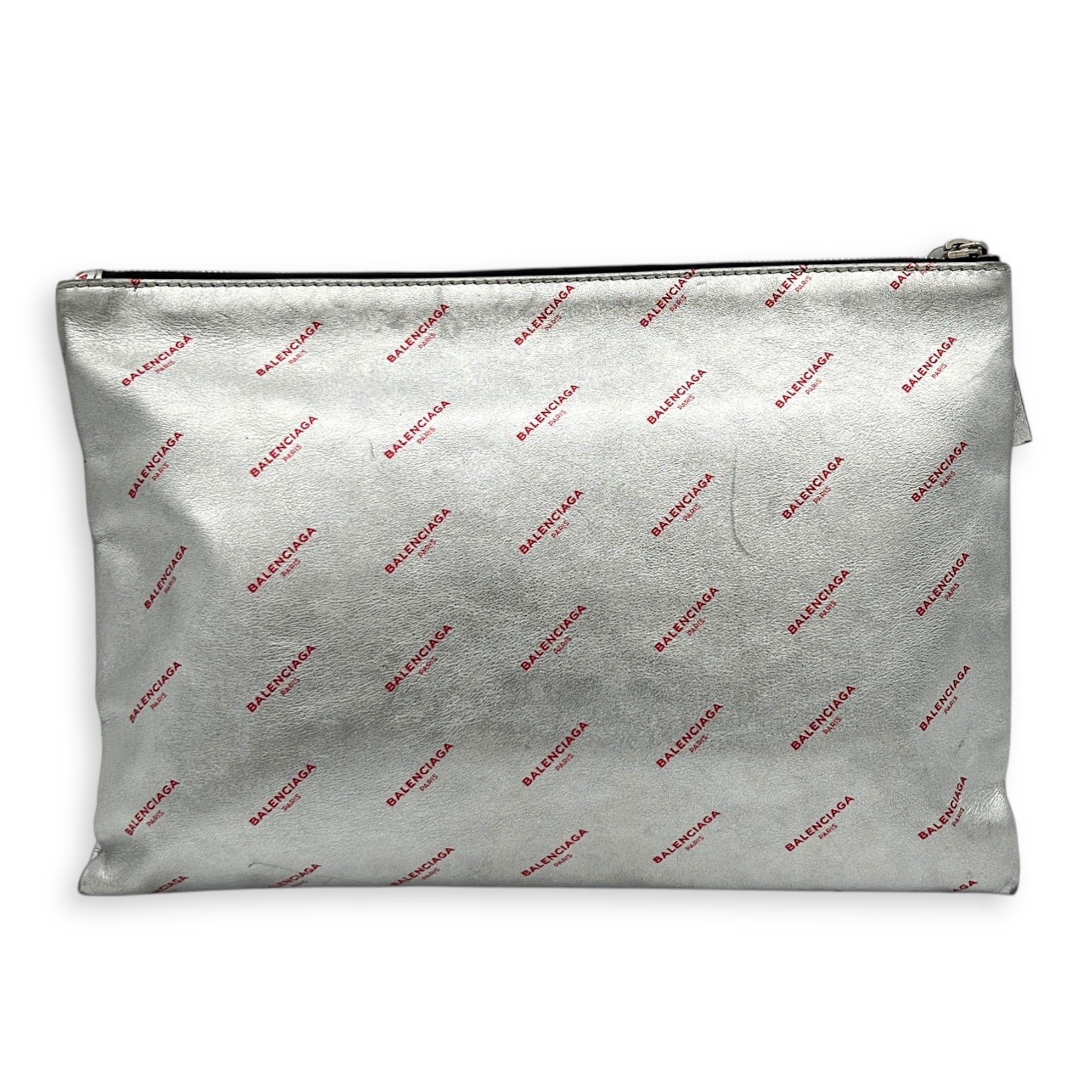 Logo Pouch Silver in Calfskin, Silver hardware
