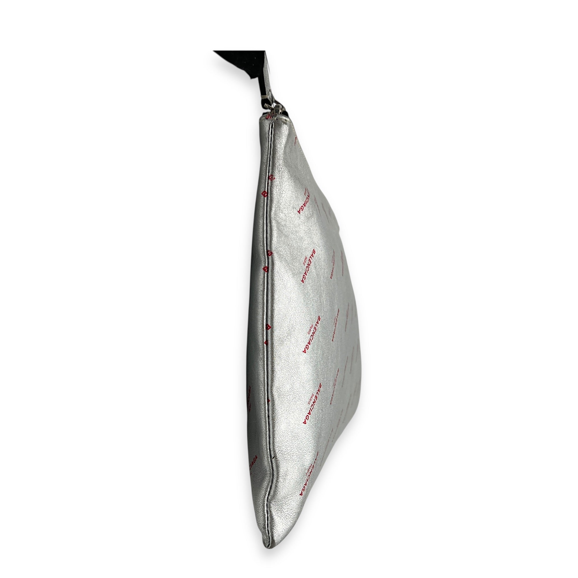Logo Pouch Silver in Calfskin, Silver hardware
