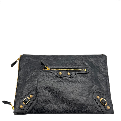 City Pouch Black in Calfskin, Gold hardware