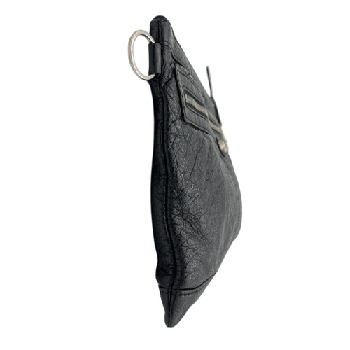 City Pouch Black in Calfskin, Gold hardware