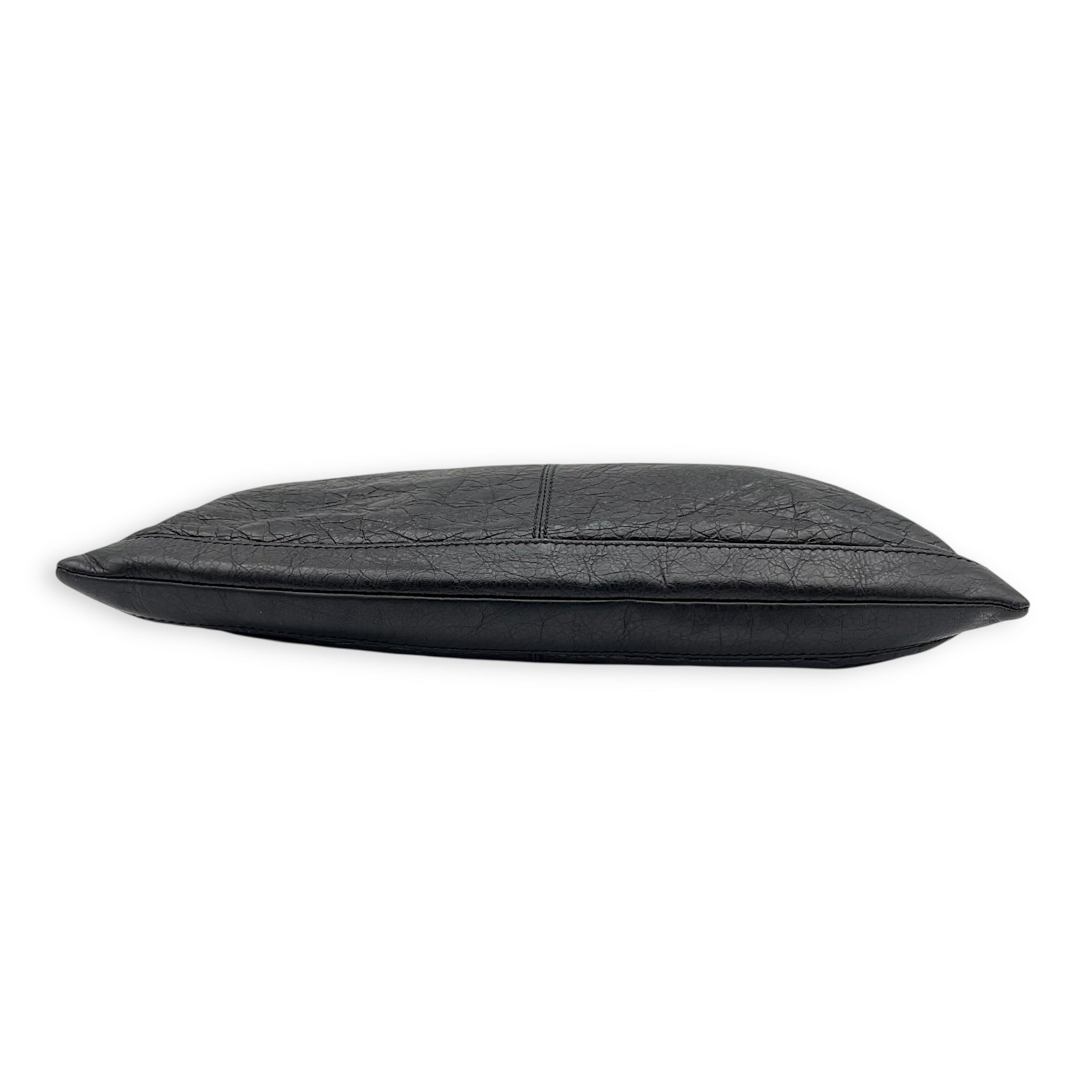 City Pouch Black in Calfskin, Silver hardware