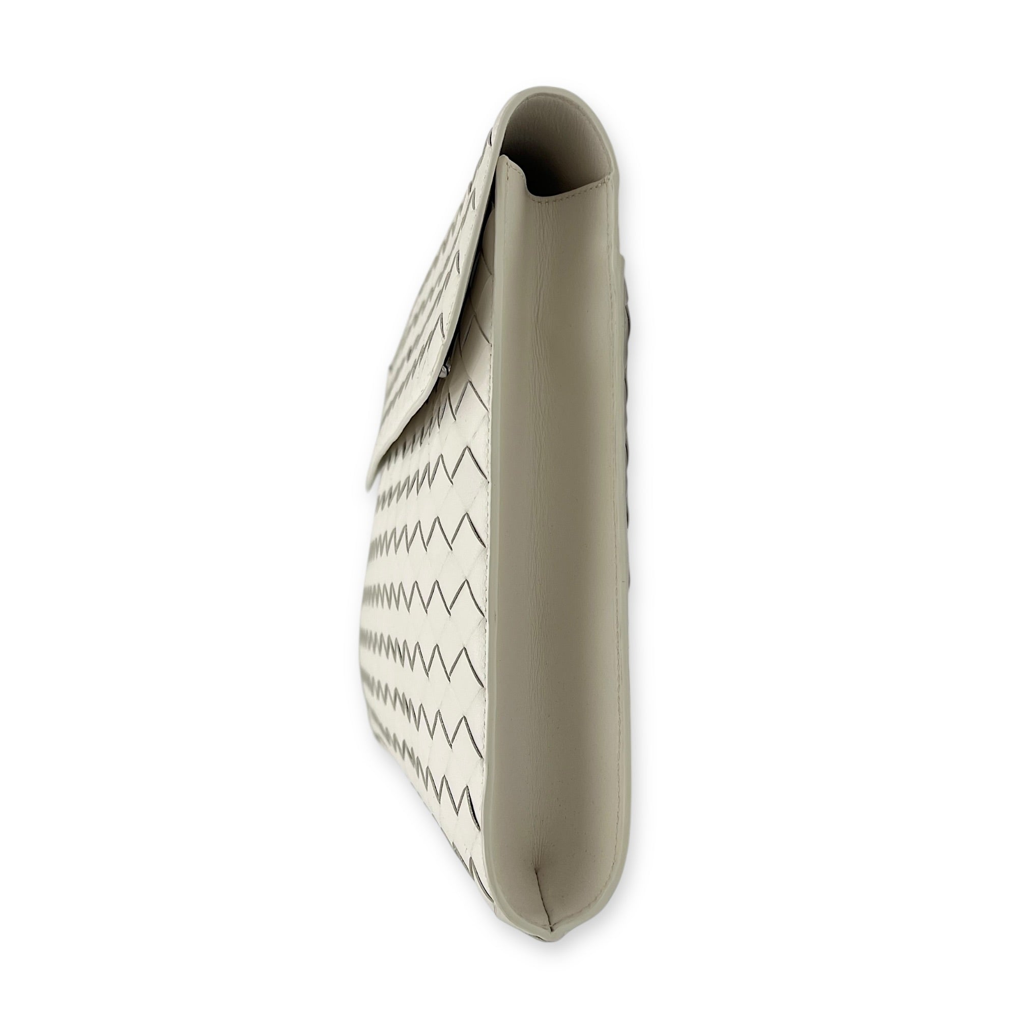 Intrecciato Clutch Silver in Lambskin, Silver hardware