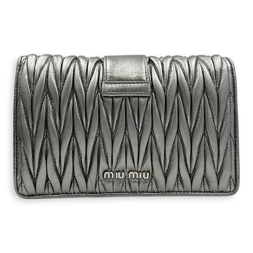 Matelassé Crossbody Bag Silver in Lambskin, Silver hardware