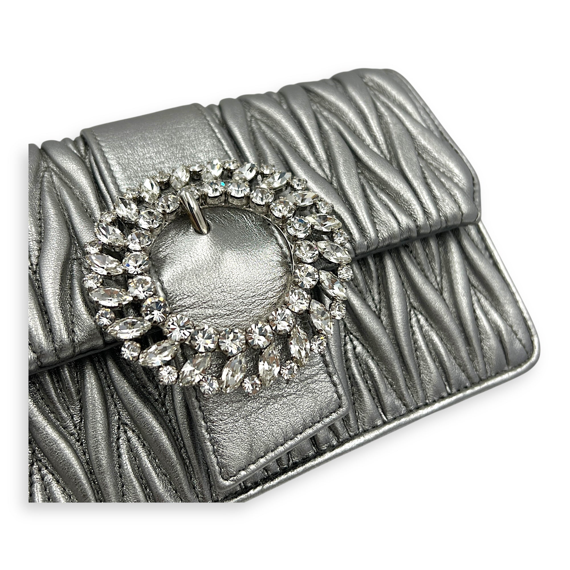Matelassé Crossbody Bag Silver in Lambskin, Silver hardware