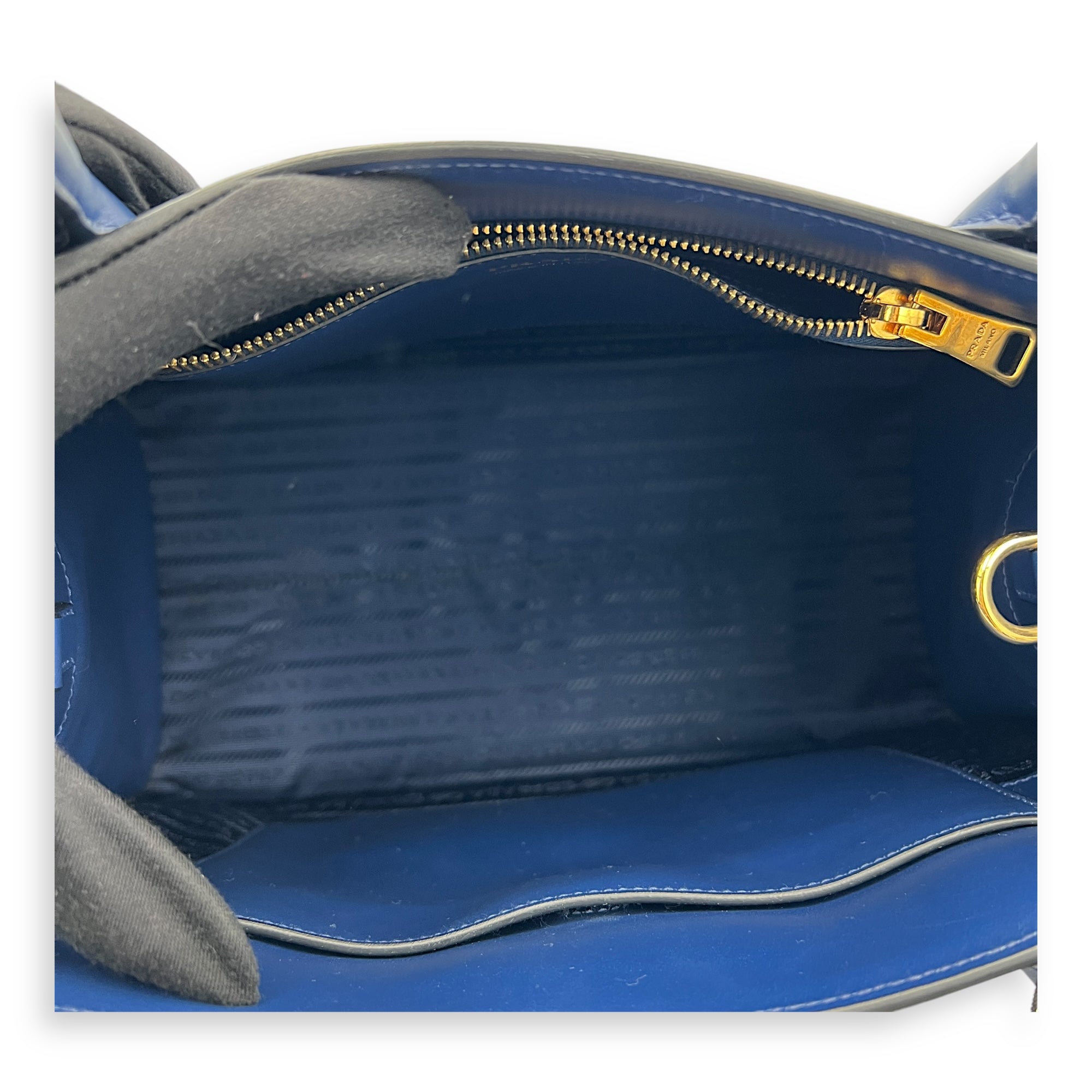 Monochrome Top Handle Bag Blue in Saffiano Leather, Gold hardware