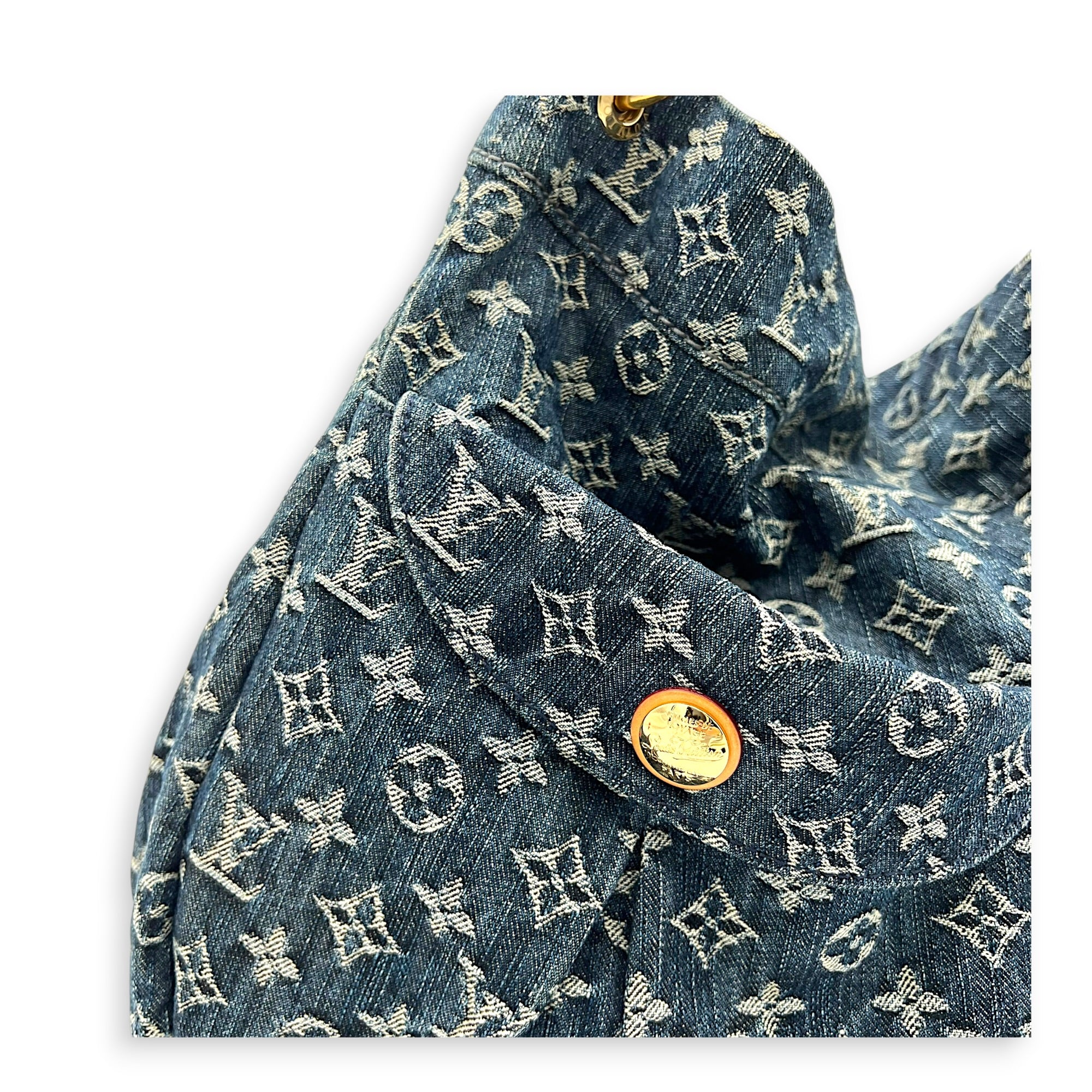 Daily Hobo  Shoulder Bag Blue in Denim, Gold hardware