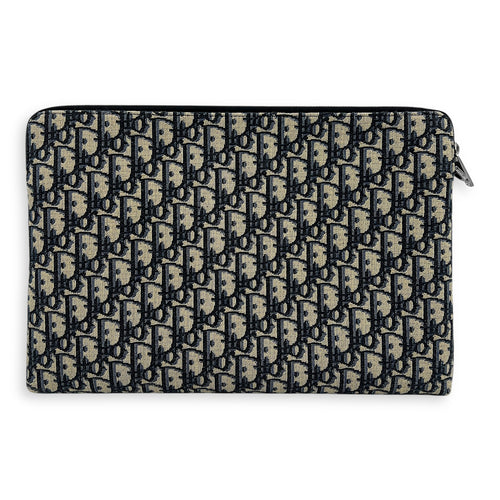 Oblique Pouch Blue in Jacquard, Silver hardware