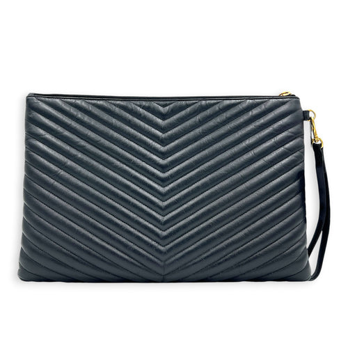 Cassandra Pouch Black in Calfskin, Gold hardware