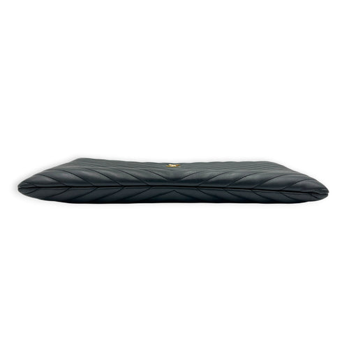 Cassandra Pouch Black in Calfskin, Gold hardware