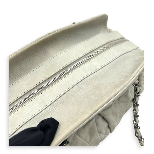 Chain White Shoulder Bag in Nubuck, Silver hardware