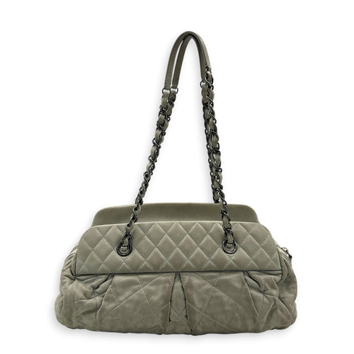 Chain White Shoulder Bag in Nubuck, Silver hardware