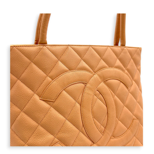 Medallion Peach Tote Bag in Caviar Leather, Gold hardware