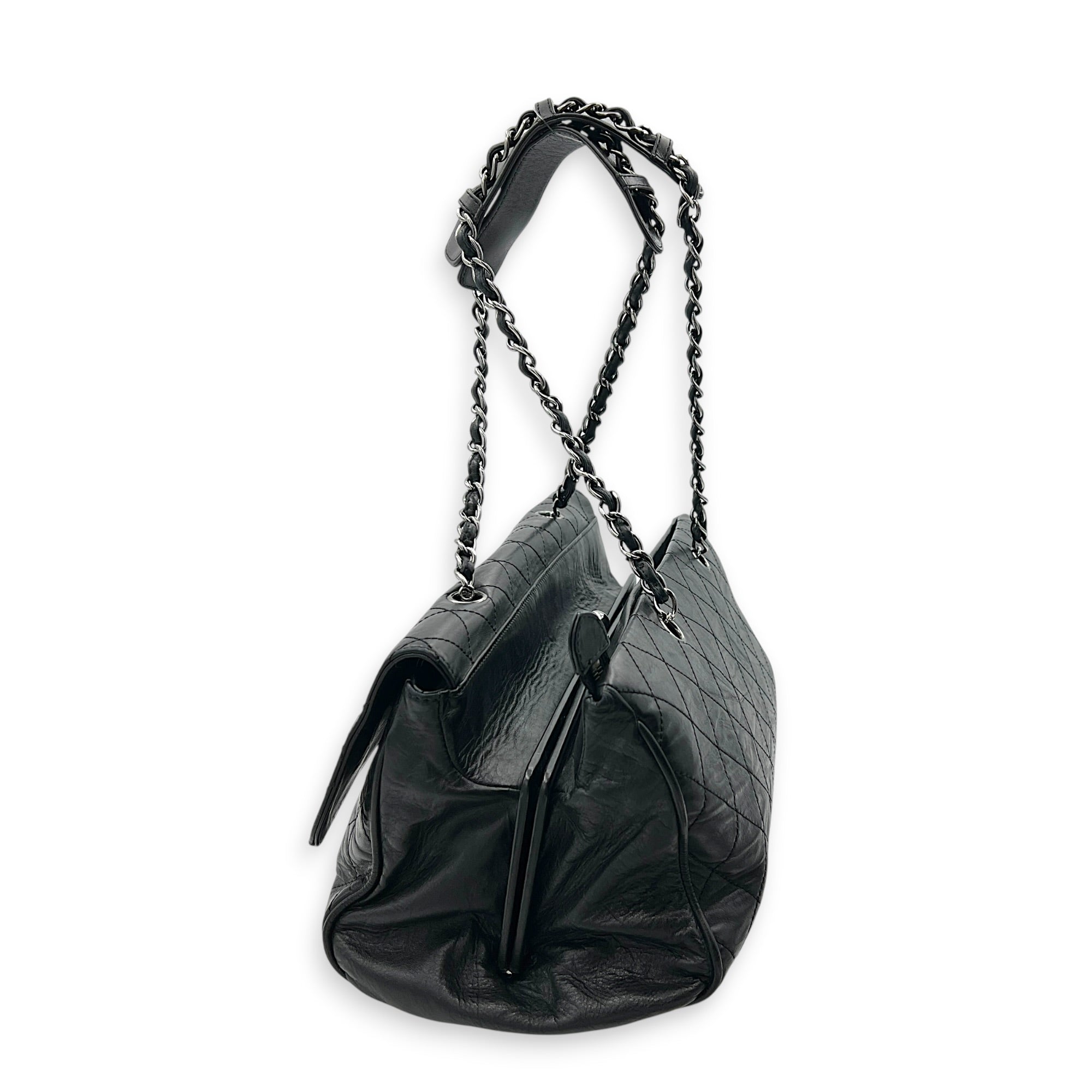 Ritz Flap Shoulder Bag Black in Saffiano Leather, Silver hardware