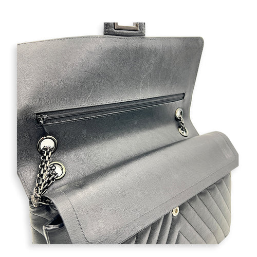2.55 Medium Black Chevron Shoulder Bag in Calfskin, So Black hardware