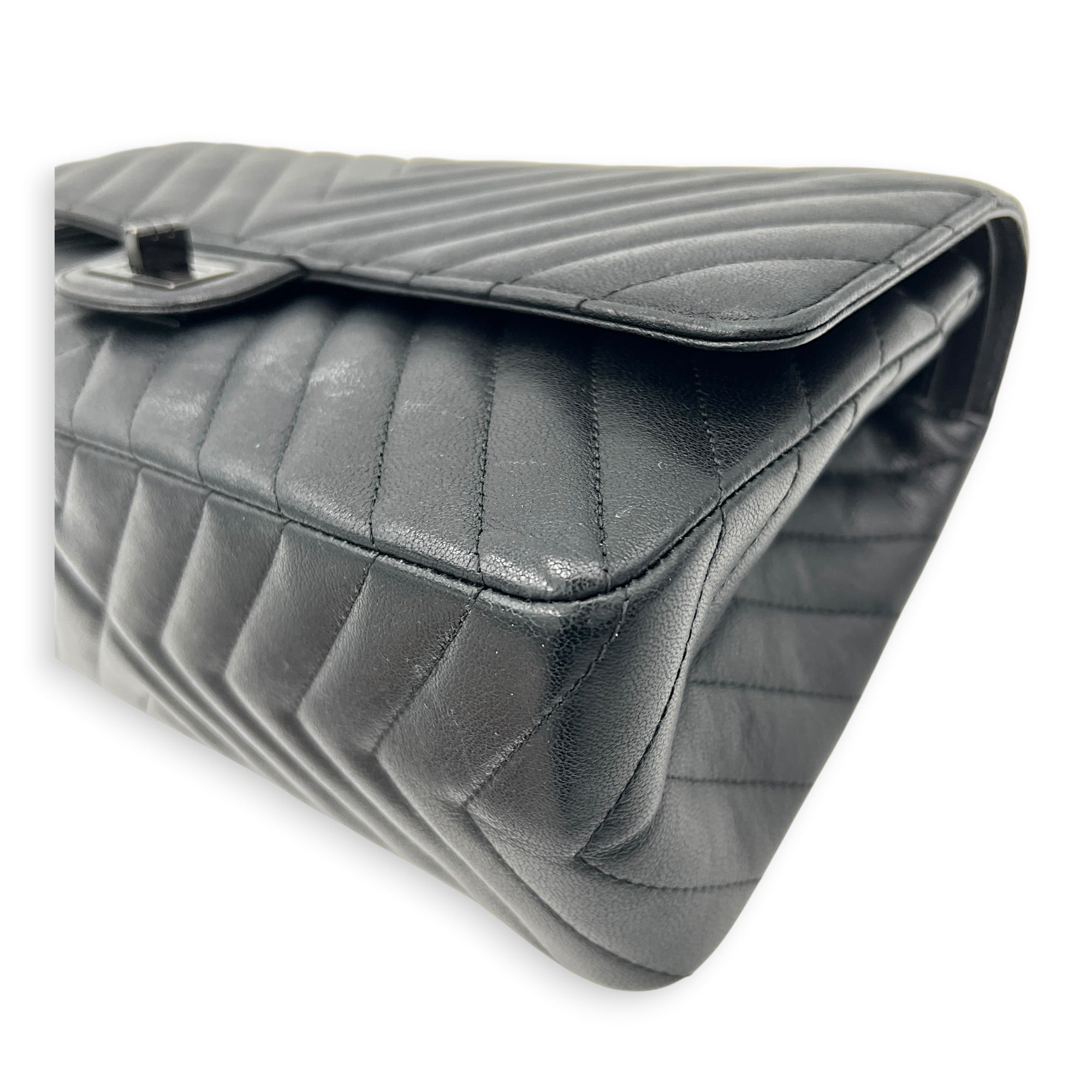 2.55 Medium Black Chevron Shoulder Bag in Calfskin, So Black hardware