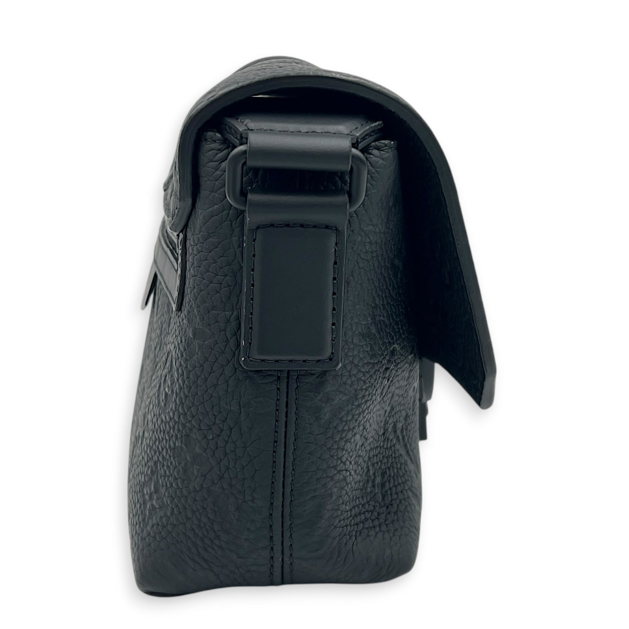 S-Cape Messenger Black in Taurillon Leather, Monochrome hardware