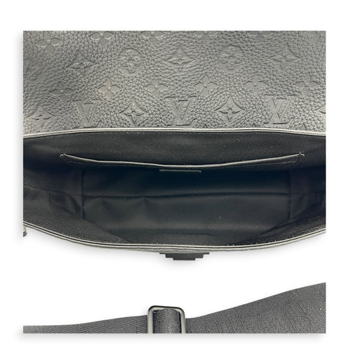 S-Cape Messenger Black in Taurillon Leather, Monochrome hardware