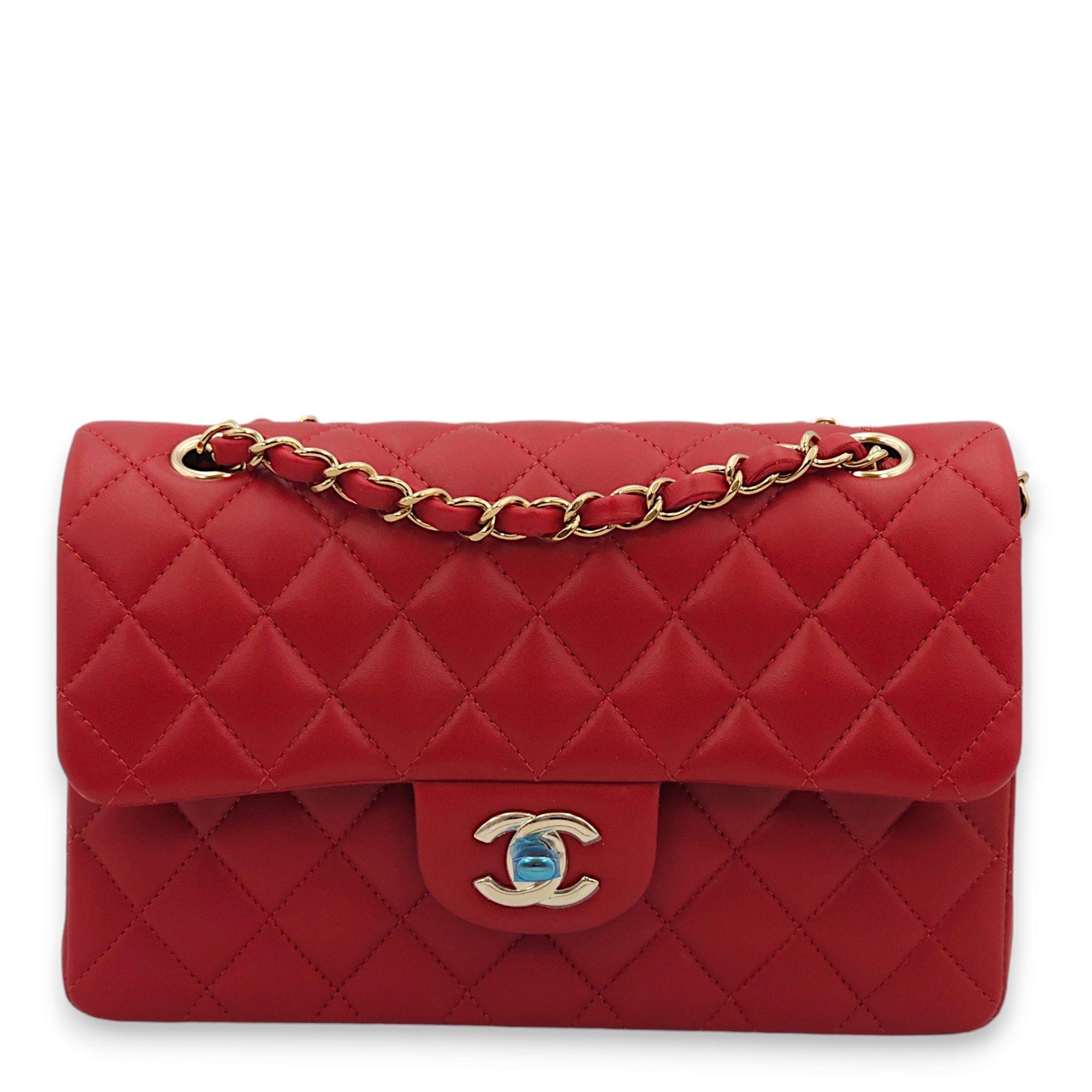 Classic Double Flap Small Red Shoulder Bag in Lambskin, Gold hardware