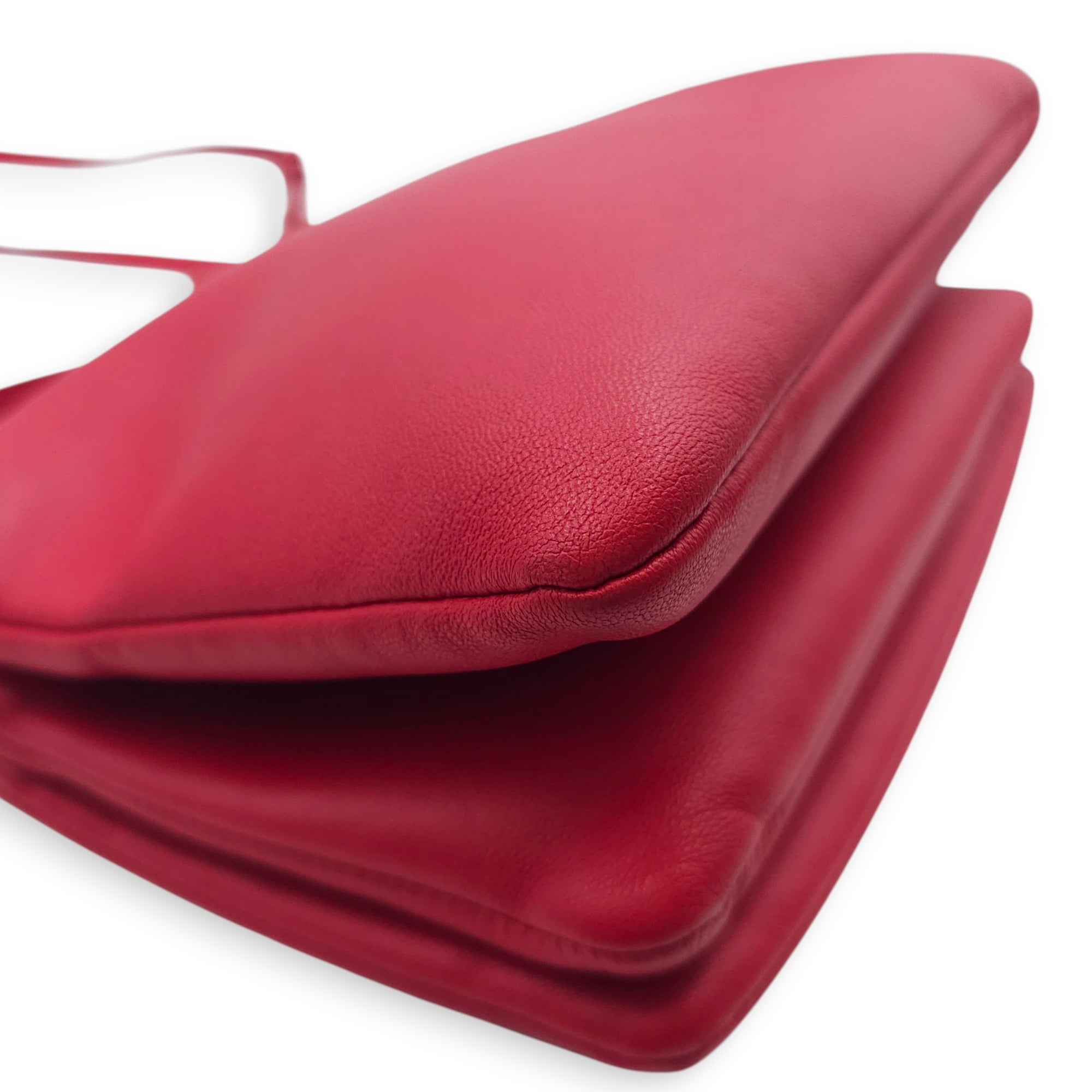 Trio Red Pouch with Strap in Calfskin, Gold hardware