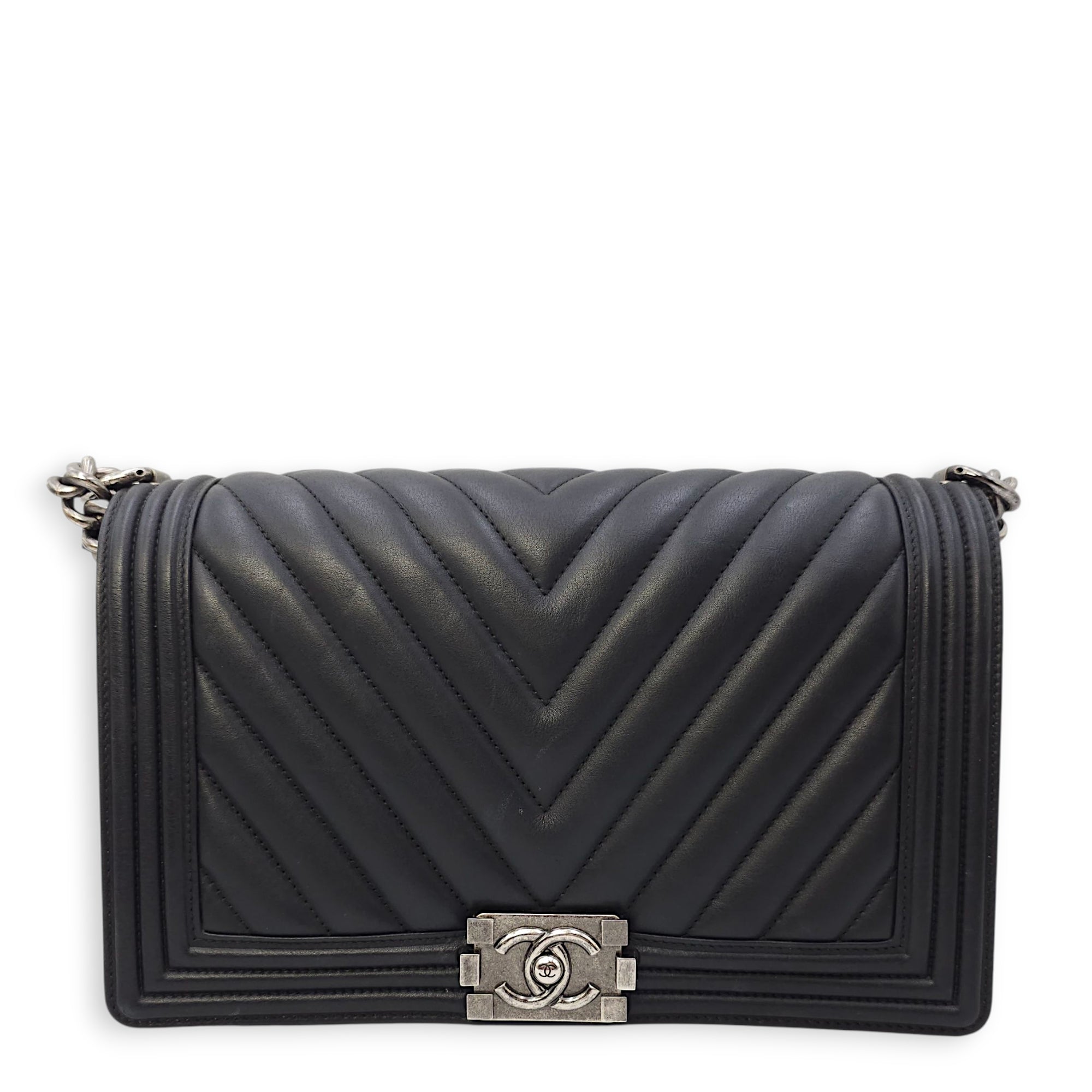 Le Boy Chevron Medium Black Flap Bag in Calfskin, Ruthenium hardware