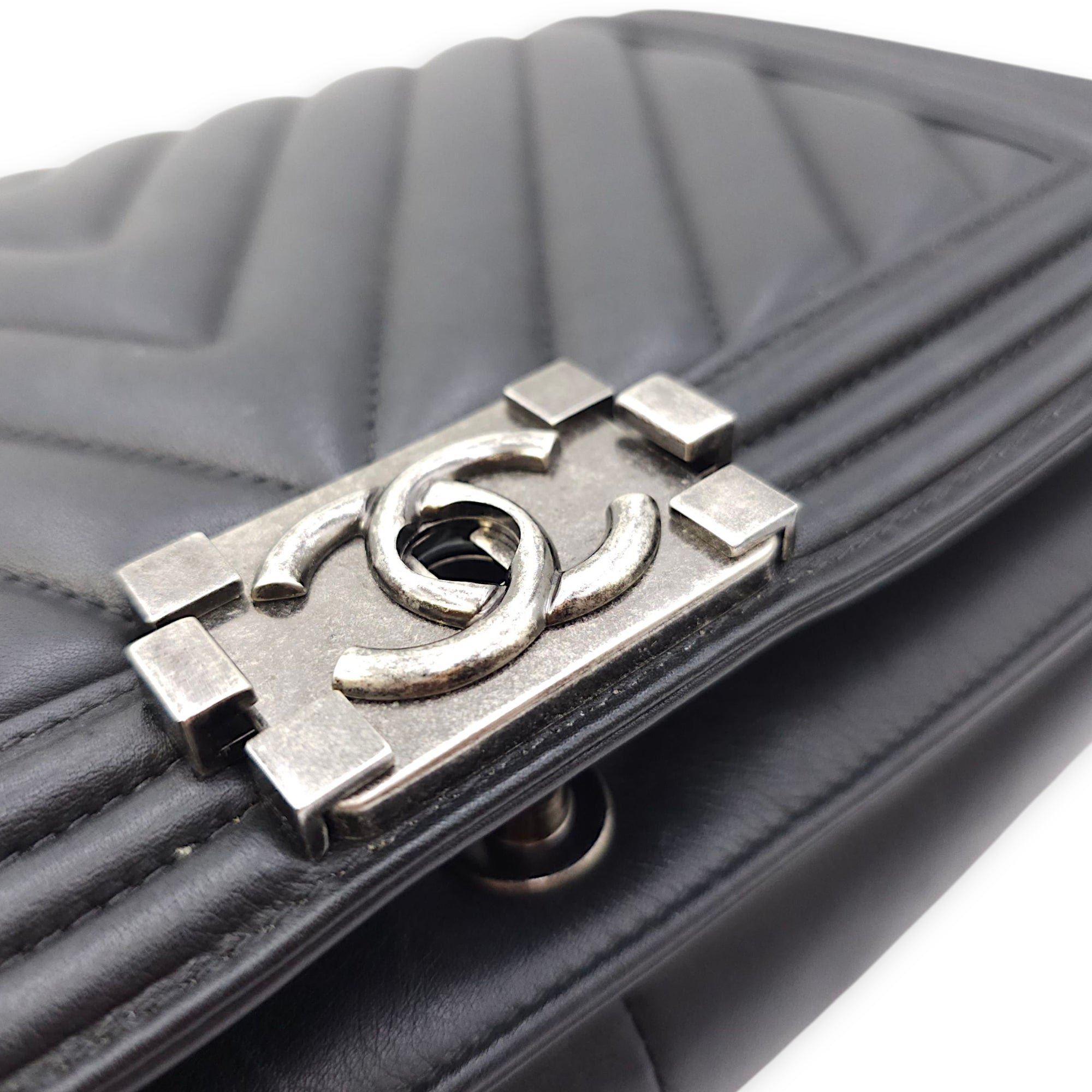 Le Boy Chevron Medium Black Flap Bag in Calfskin, Ruthenium hardware