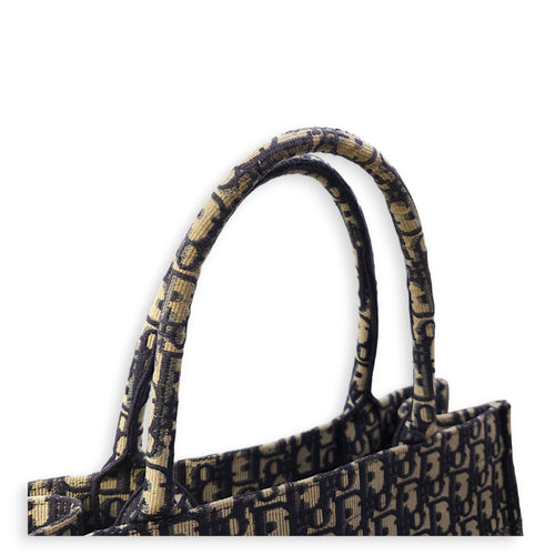 Book Medium Blue Oblique Tote Bag in Canvas