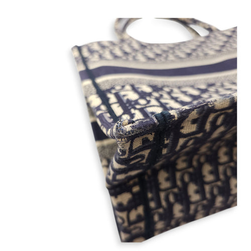 Book Medium Blue Oblique Tote Bag in Canvas