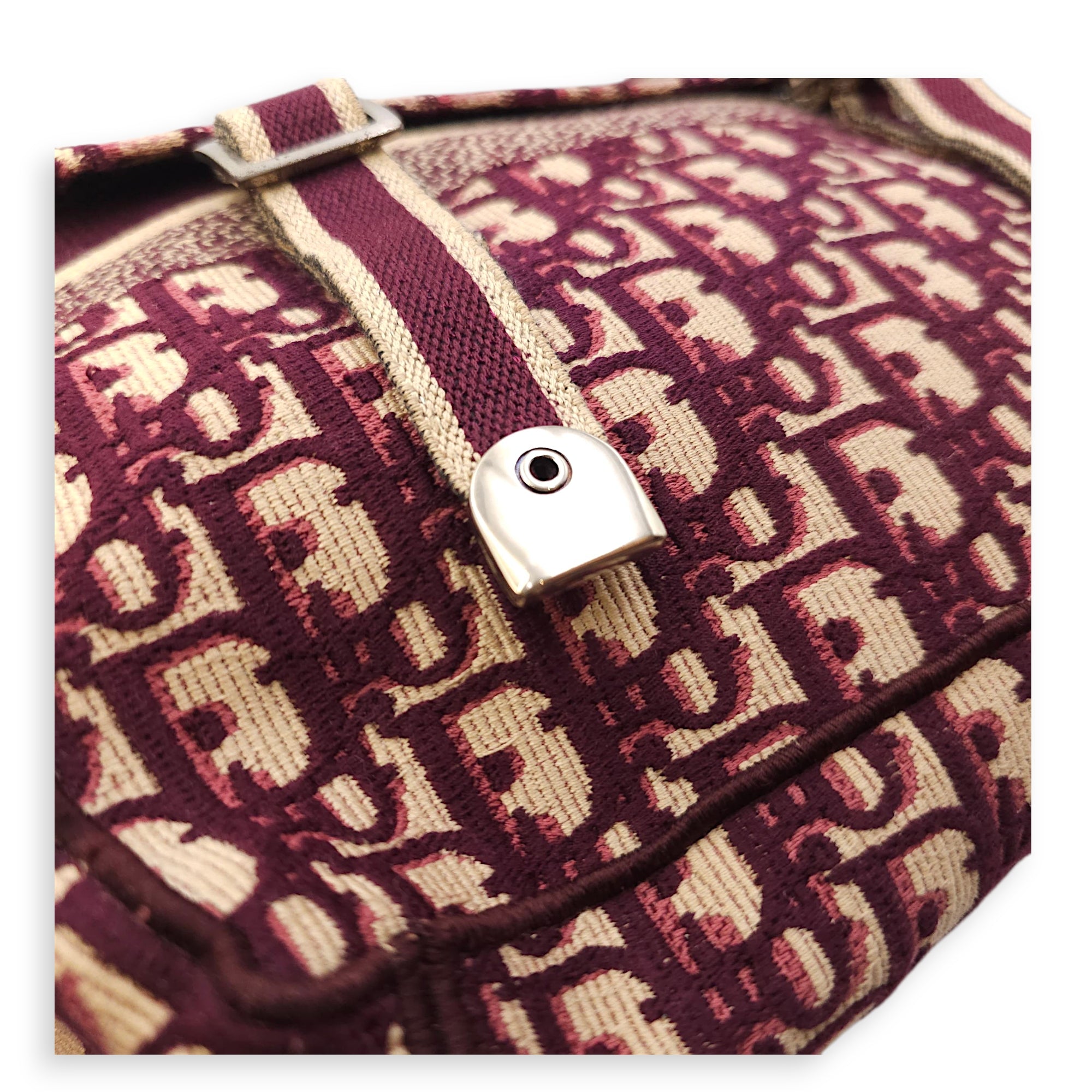 Messenger Red Oblique Crossbody Bag in Canvas, Silver hardware