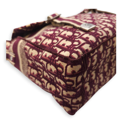 Messenger Red Oblique Crossbody Bag in Canvas, Silver hardware