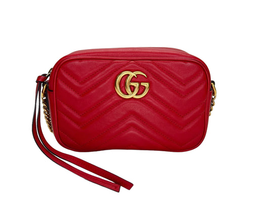 GG Marmont Red Crossbody Bag in Calfskin, Gold hardware