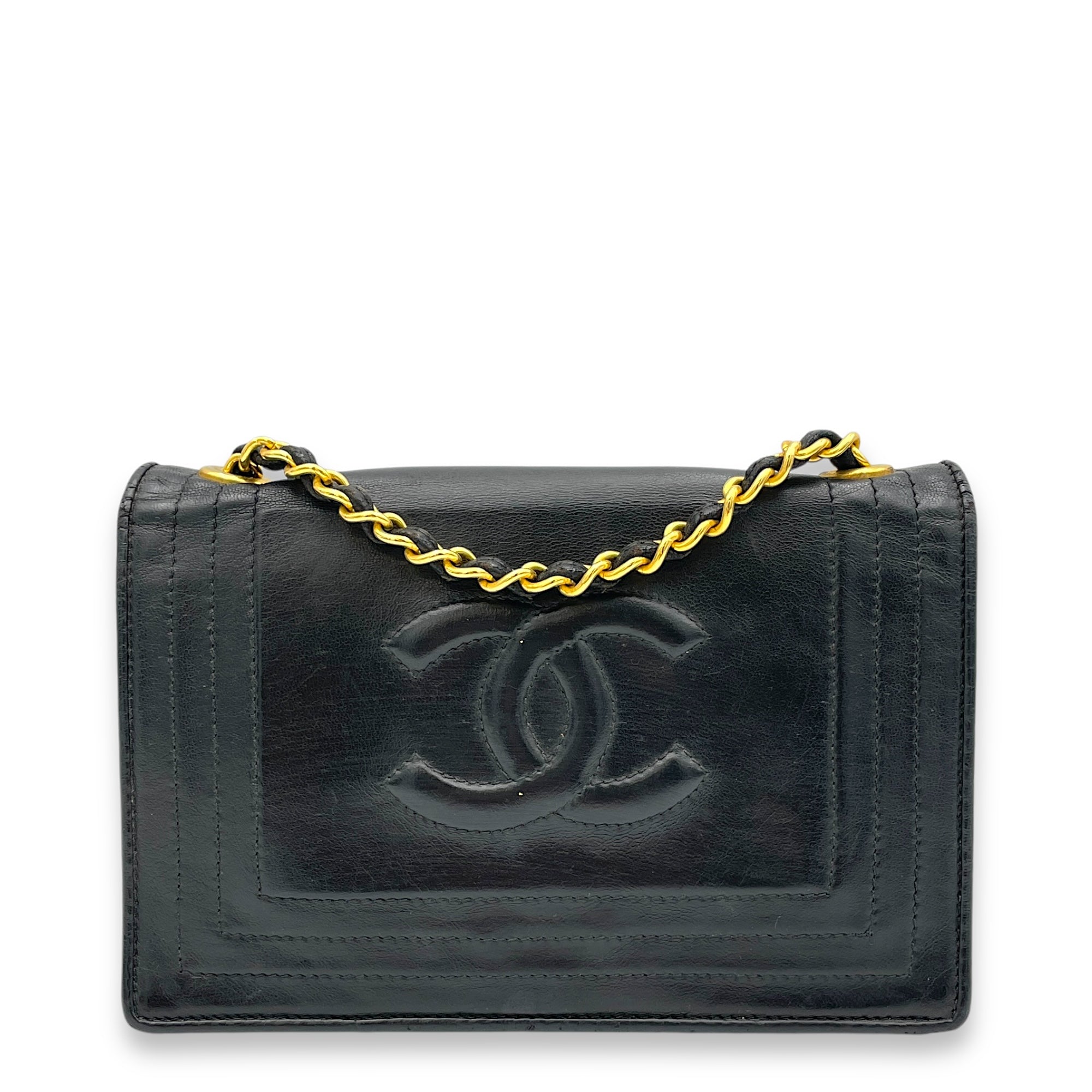 CC Shoulder Bag Black in Calfskin, Gold hardware