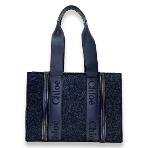 Woody Tote Bag Medium Navy in Felt Fabric, Silver hardware