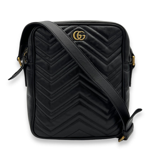 GG Marmont Black Crossbody Bag in Calfskin, Gold hardware