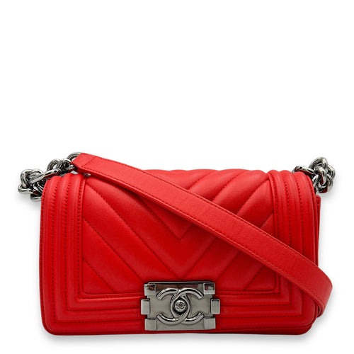 Boy Small Red Shoulder Bag in Lambskin, Gunmetal hardware