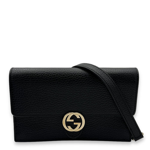 Interlocking G Wallet On Chain Black in Calfskin, Light Gold hardware