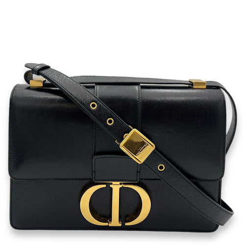 30 Montaigne Medium Shoulder bag in Calfskin, Gold Hardware