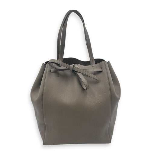 Phantom Cabas Grey Tote Bag in Calfskin, Gold hardware