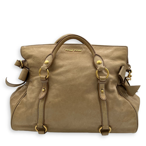 Vitello Lux Bow Shoulder Bag Brown in Calfskin, Gold hardware