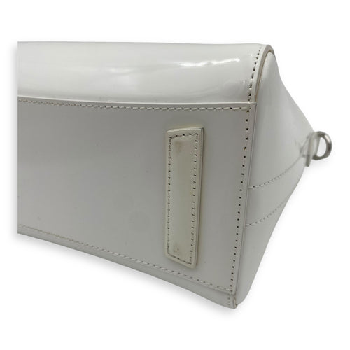 Antigona Mini White Top Handle Bag in Patent Leather, Silver hardware