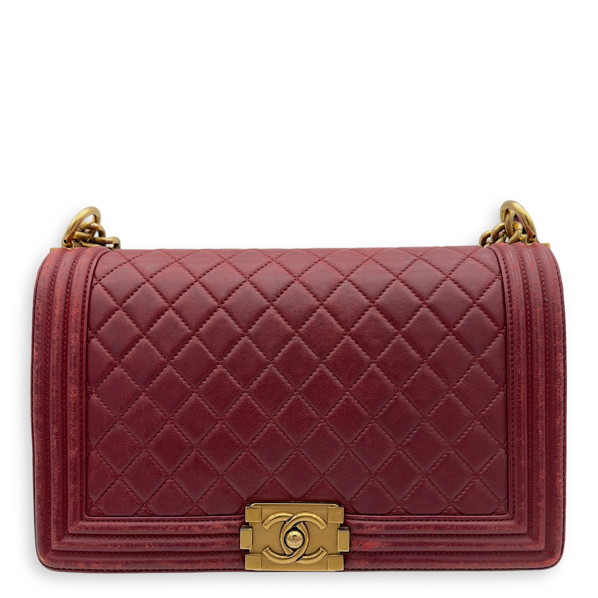 Chanel Boy Shoulder Bag Medium Red in Calfskin, Gold hardware_1