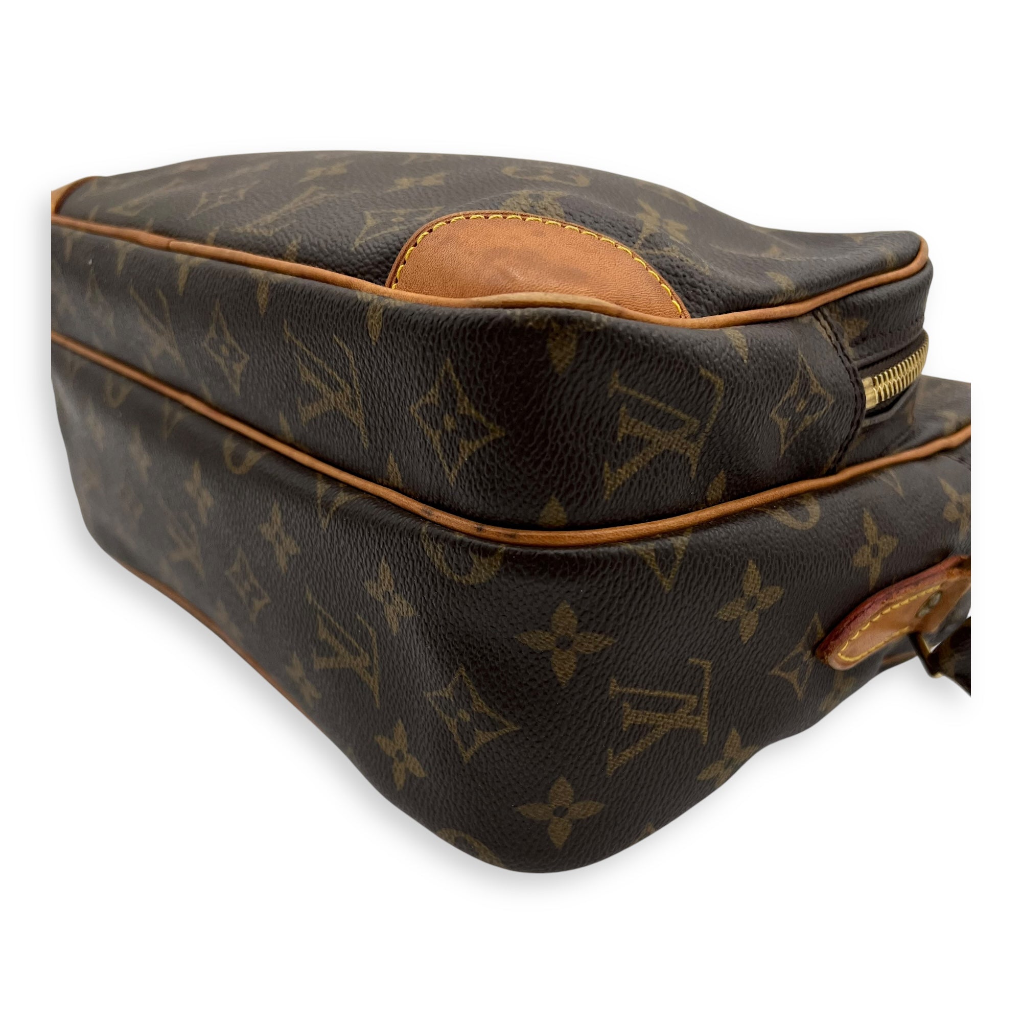 Louis Vuitton Nile Crossbody Bag Brown in Monogram Coated Canvas, Gold hardware_12