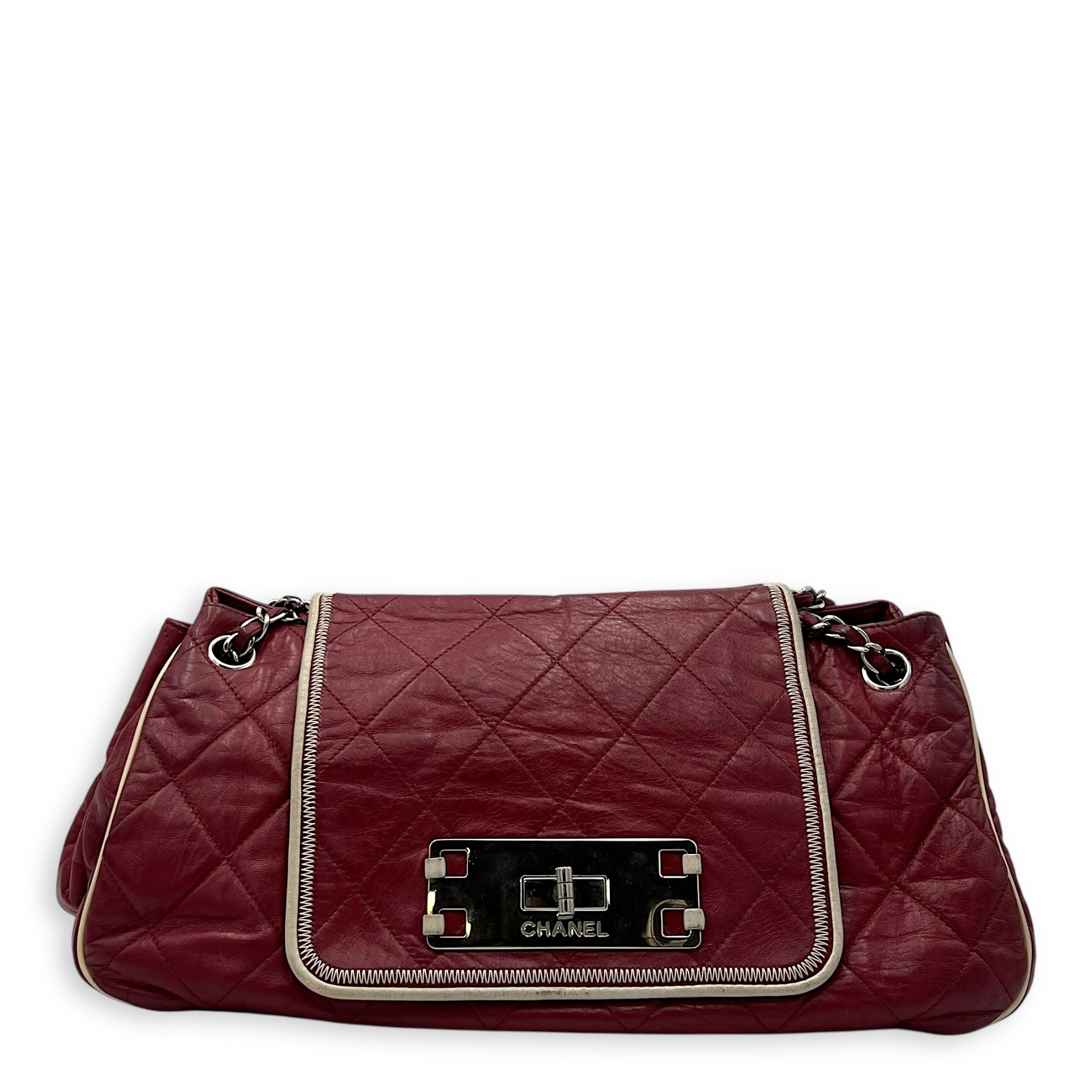 Chanel Vintage Shoulder Bag Red in Calfskin, Silver hardware_1