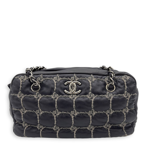 Chanel Double Stitch Bubble Grey Shoulder Bag in Tweed and Lambskin, Silver hardware_1