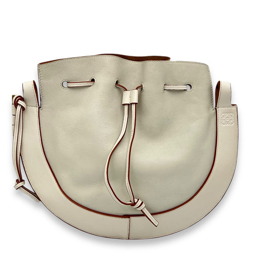 Loewe Horseshoe Crossbody Bag White in Calfskin, Gold hardware_1