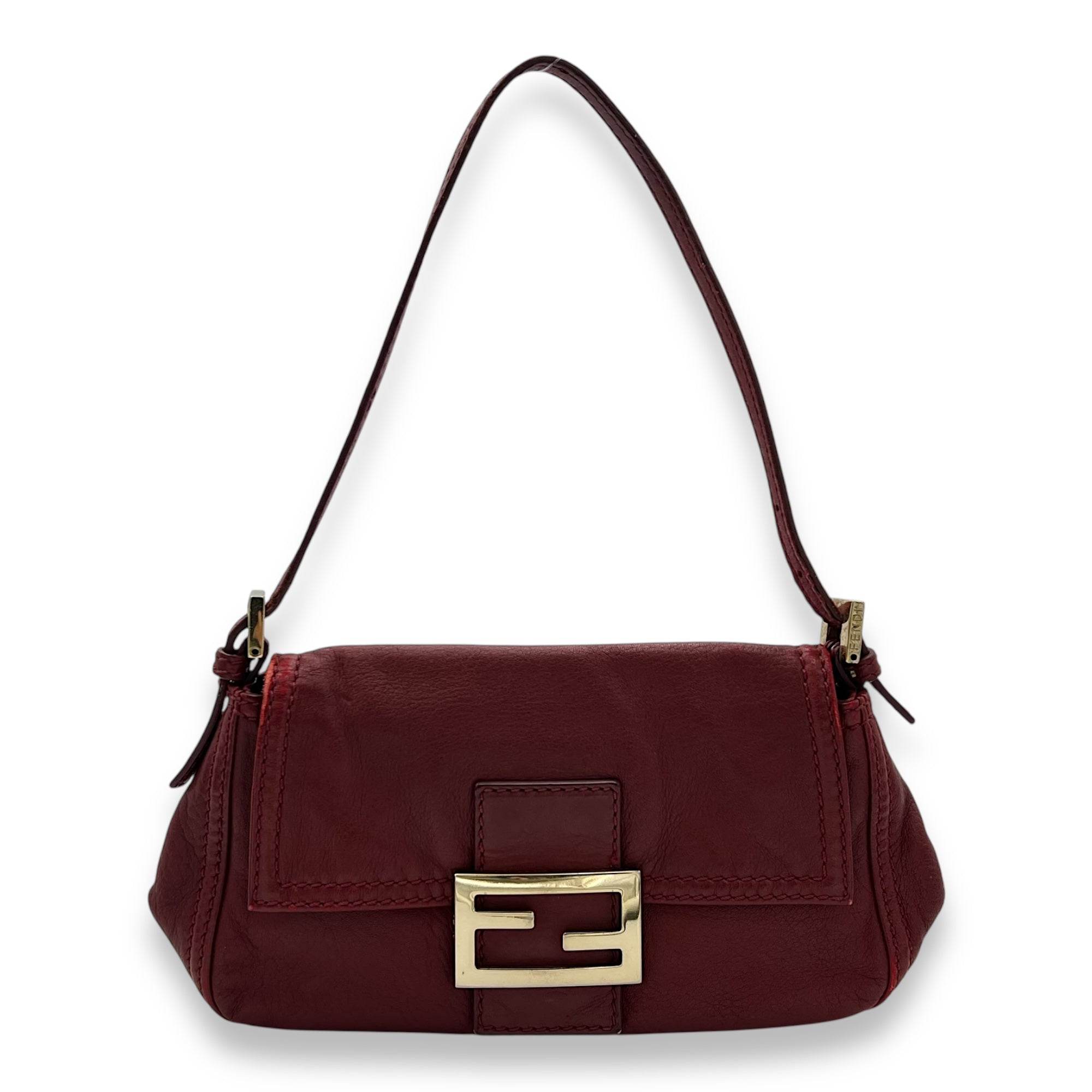 Fendi Baguette Shoulder Bag Red in Calfskin, Gold hardware_1