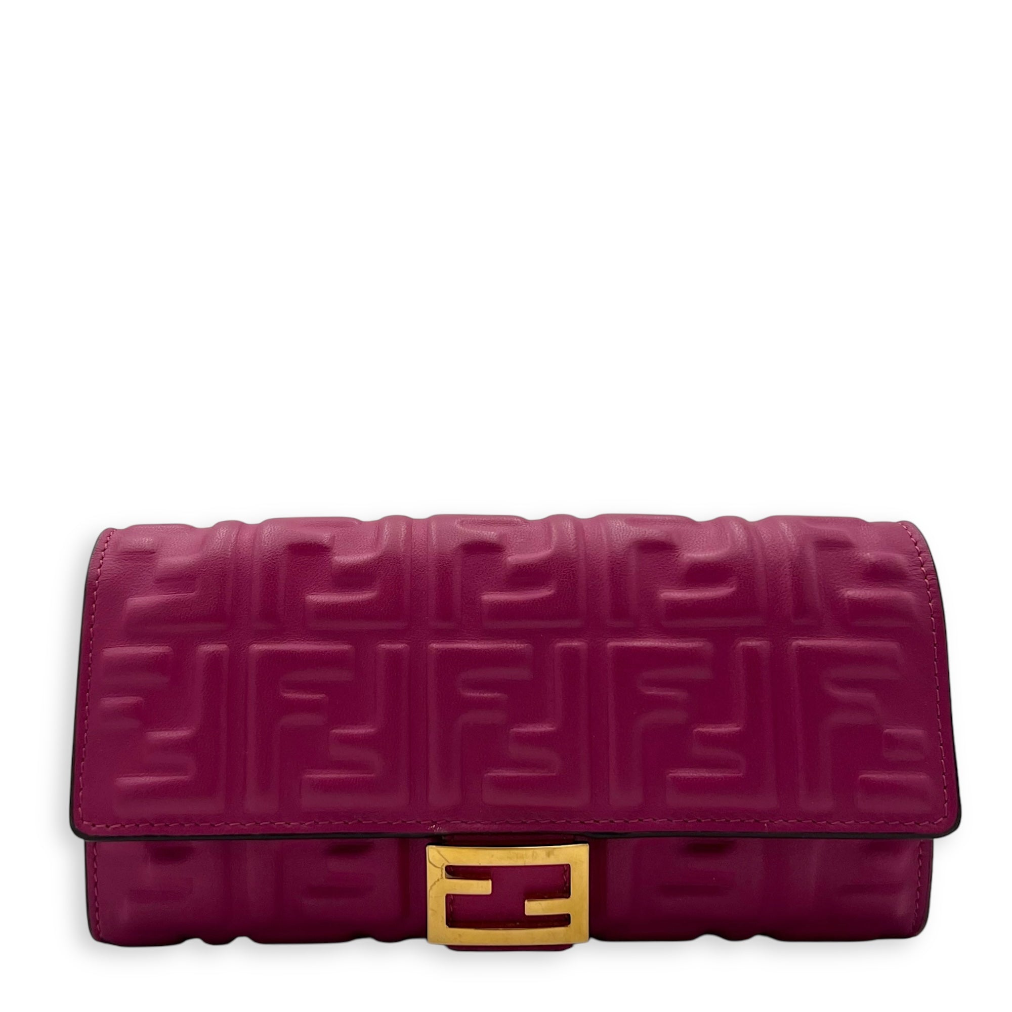 Fendi Baguette Wallet On Chain Pink in Calfskin, Gold hardware_1
