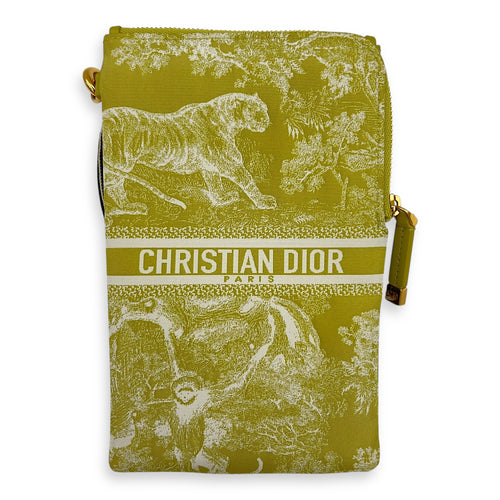 Dior Travel Green Multifunctional Pouch in Calfskin, Gold hardware_1