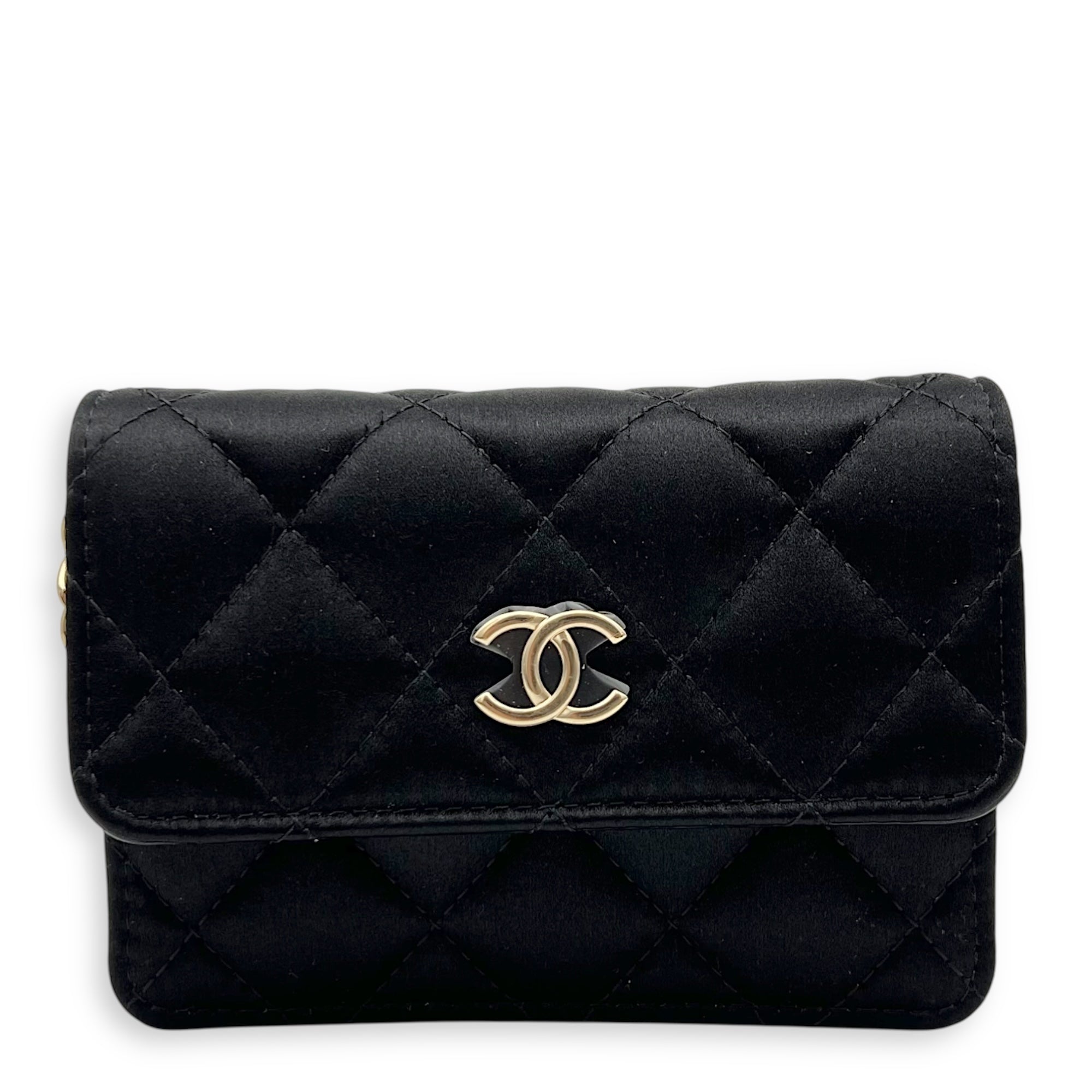 Chanel VIP Gift CC Wallet On Chain Black in Satin, Gold hardware_1